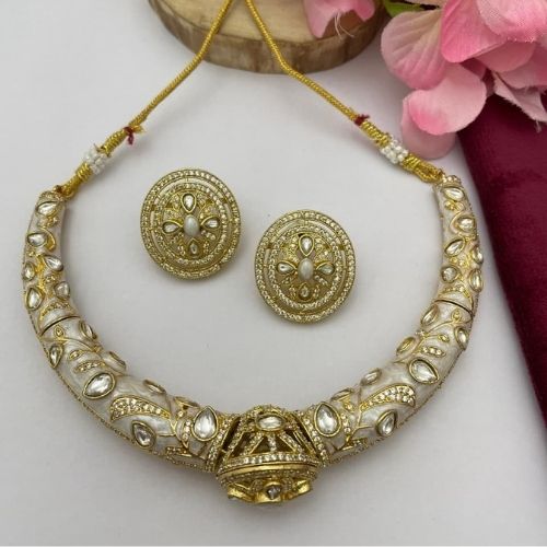 White Hasli Necklace Set with Earrings – Rajasthani Choker Style